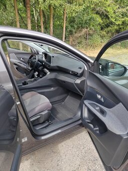 Peugeot 3008 1.5 BHDi 96kW Active Pack 5/2021 - 12