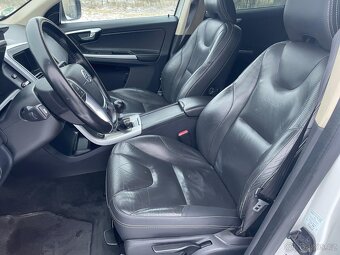 Volvo XC60 2.4 D5 151 kW • AWD 4×4 • R-Design • Manuál • - 12