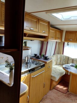 PRODAM OBYTNY KARAVAN  LMC450,M.2001. - 12