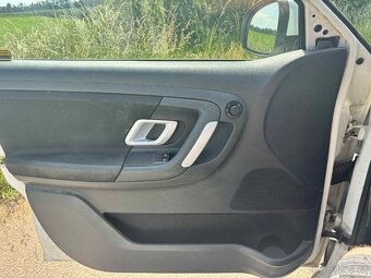 Škoda Fabia ll - 12