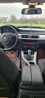 BMW 325 D E91 - 12