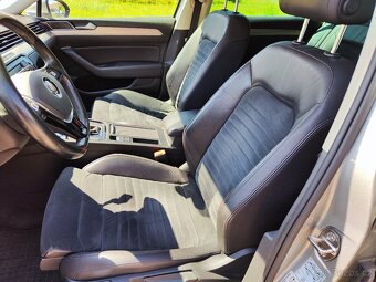PASSAT VAR. Highline 2.0 TDI 110 kW 6DSG,ČR,Full LED,2x Kola - 12