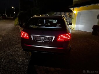 Mercedes Benz E 220 D Bluetec Facelift - 12