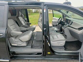 TOYOTA SIENNA XLE 3,5 V6 AWD  2015 NOVÝ MODEL 7 míst LPG - 12