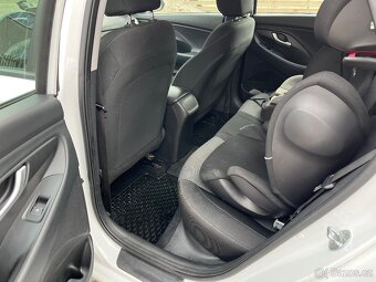 Hyundai i30 - 12