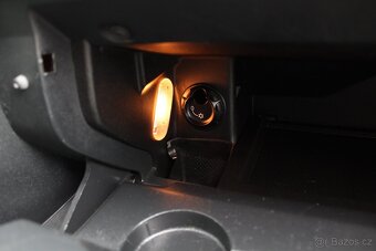 Škoda Fabia 1,4 16V 55kW,1 Majitel, Rezervace - 12