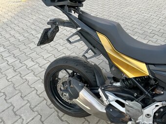 BMW F 900 XR 2021 - 12