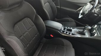 Citroen DS5, 2.0 HDi 133 kW, rok 12/2016 - 12