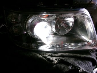 VW T5 - BI-XENON , PROJEKTZWO , přední světla - 12