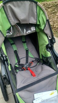 kočárek Bob Revolution PRO - 12