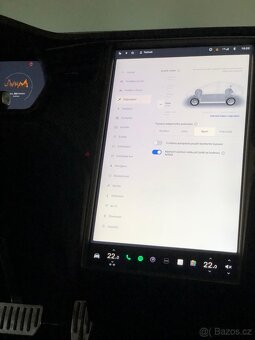 Tesla Model X Performance, 7 sedadel - 12