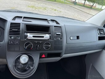 VW TRANSPORTER T5 1.9TDI 77KW 6 MÍST R.V.2004 - 12