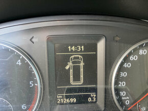 VOLKSWAGEN CARAVELLE 2,0TDI 103KW NAVI NOVÉ ROZVODY ALU17 TO - 12