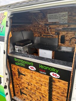 VW TRANSPORTER POJÍZDNÉ OBČERSTVENÍ - 12