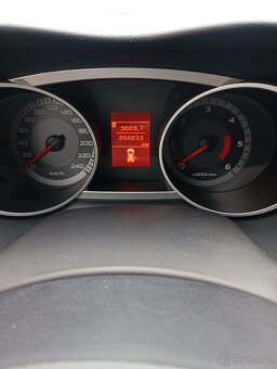 Prodám Mitsubishi Outlander 2007 - 12