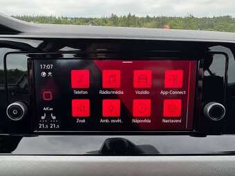 GOLF VIII 1.5TSI 96kW LIFE ACC LED KOUPENO V ČR ODPOČET DPH - 12