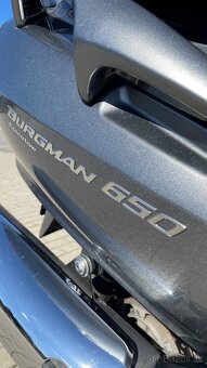 Suzuki Burgman 650 - 12