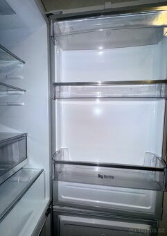 LG Lednice se samostat. mrazákem - 12
