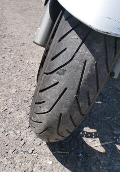 AN 650 BURGMAN 2. generace (2013) - 12