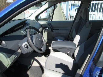 Renault Megane Scenic II 1.6i - 12