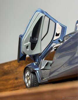 LCD Models - McLaren F1, Ice Blue, 1:18 - 12