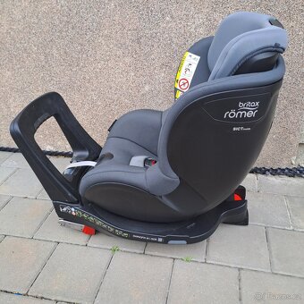 Autosedačka Britax Römer Swingfix M i-Size - 12