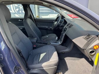 Volvo S40 - 12