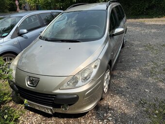Peugeot 307 SW 1.6 (80 kW) - 12