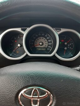 Toyota 4Runner SR5 V6 - 12