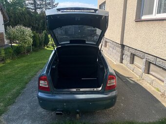 Škoda Octavia RS 1.8T 132kw - 12