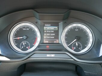 ŠKODA Octavia 1.6 TDI 85kW Style Extra Safety Multimedia - 12