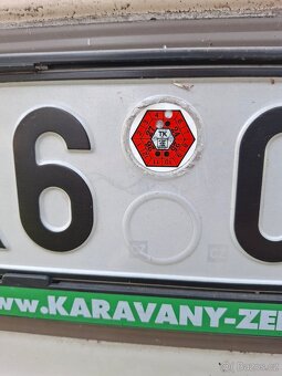 Karavan s předstanem - 12