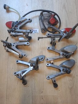 Aprilia rs 125 díly - 12