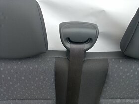 PRODÁM TROJSEDAČKU S INTEGROVANÝMI PÁSY RENAULT MASTER 2019 - 12