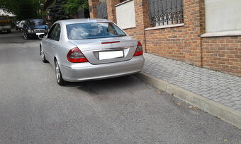 Mercedes E W211 - použité náhradní díly z tohoto vozu - 12