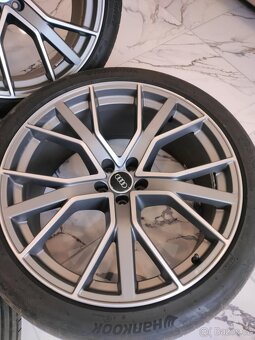 4ks orig. Alu disky Audi 5x112 r22 pneu 7mm 285/35 r22 - 12