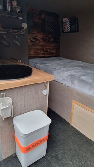 FORD TRANSIT CUSTOM - 12