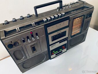 Radiomagnetofon/ ghettoblaster RFT SKR 501, rok 1981 - 12