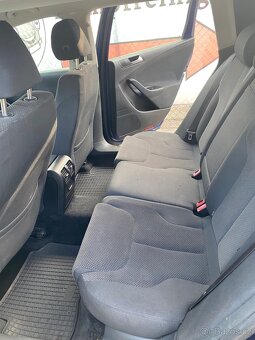 VW Passat B6 - 12