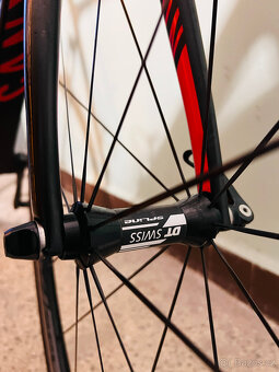 KARBONOVÉ SILNIČNÍ KOLO: CANYON ENDURACE CF - 12