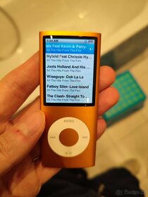 Apple iPod nano (8GB) 4. generace oranžová - 12
