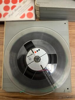 UHER KOTOUČOVÝ MAGNETOFON 724L + 5 PÁSEK - 12