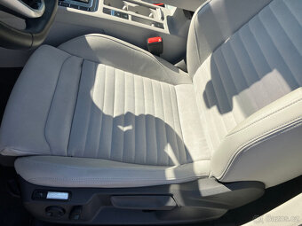 VOLKSWAGEN PASSAT 2,0 TDI DSG 70 821 km TAŽNÉ PANO - 12