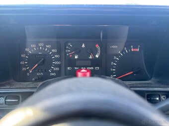 Ford Sierra 2.0i OHC Ghia - 12