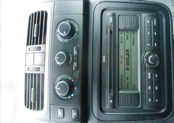 Škoda Roomster 1,6 16V 77 kW KLIMA Serviska benzín - 12