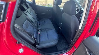 Hyundai IX20 - 12