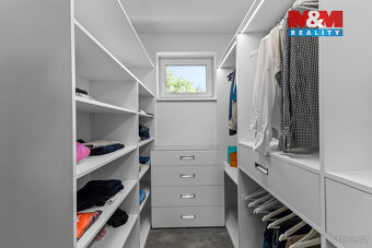 Prodej rodinného domu, 216 m², Ledce - 12