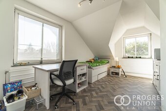 Nabízíme k prodeji luxusní dům ve Studénce - 12