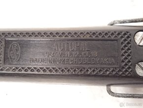 AUTOPAL - Retro Bakelitová Transportka - červená - 12