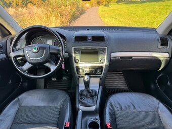 ŠKODA OCTAVIA II 1.6 TDI COMBI/ZÁRUKA/PODZIMNÍ SLEVA - 12